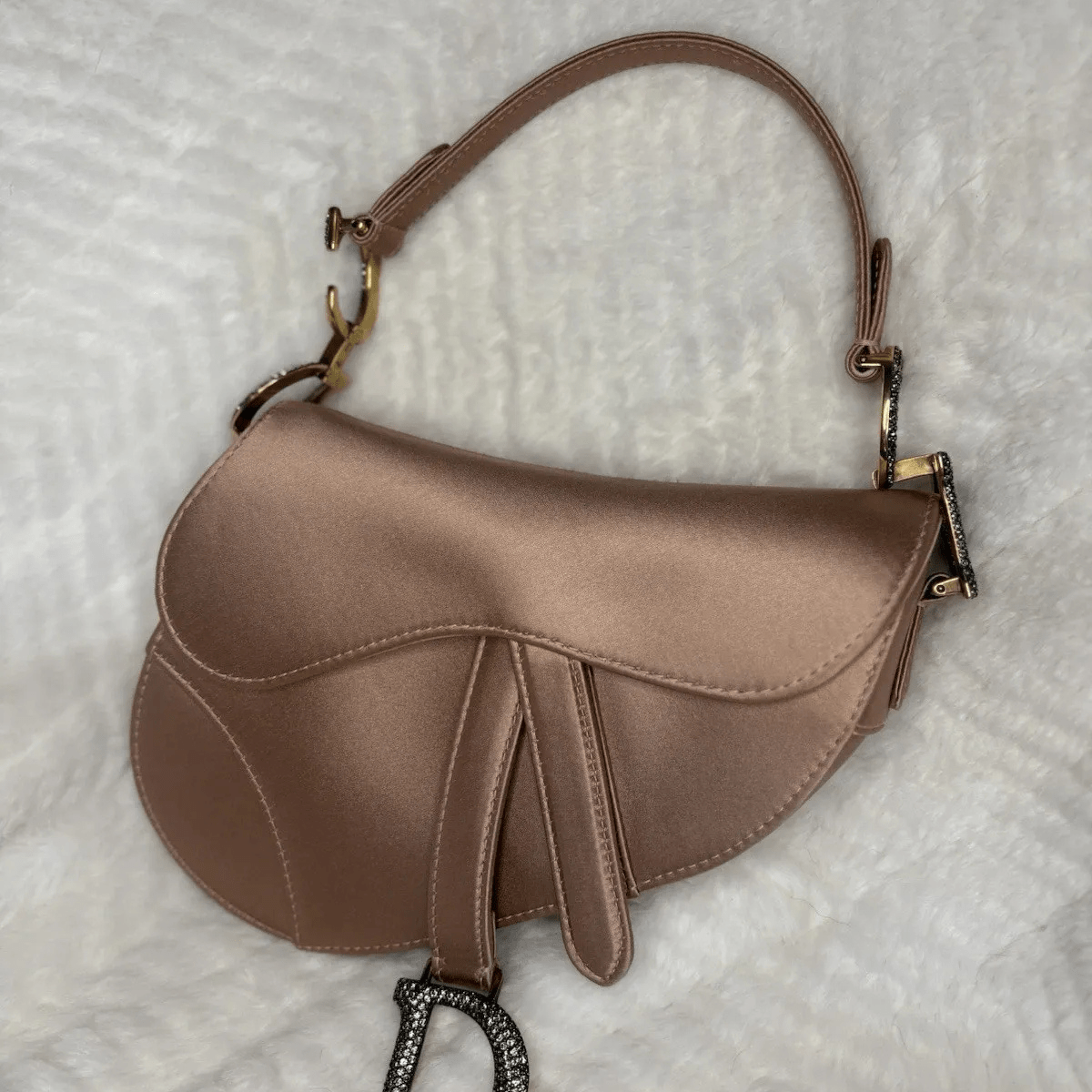 Dior Mini-Sattel-Tasche in Blush-Satin