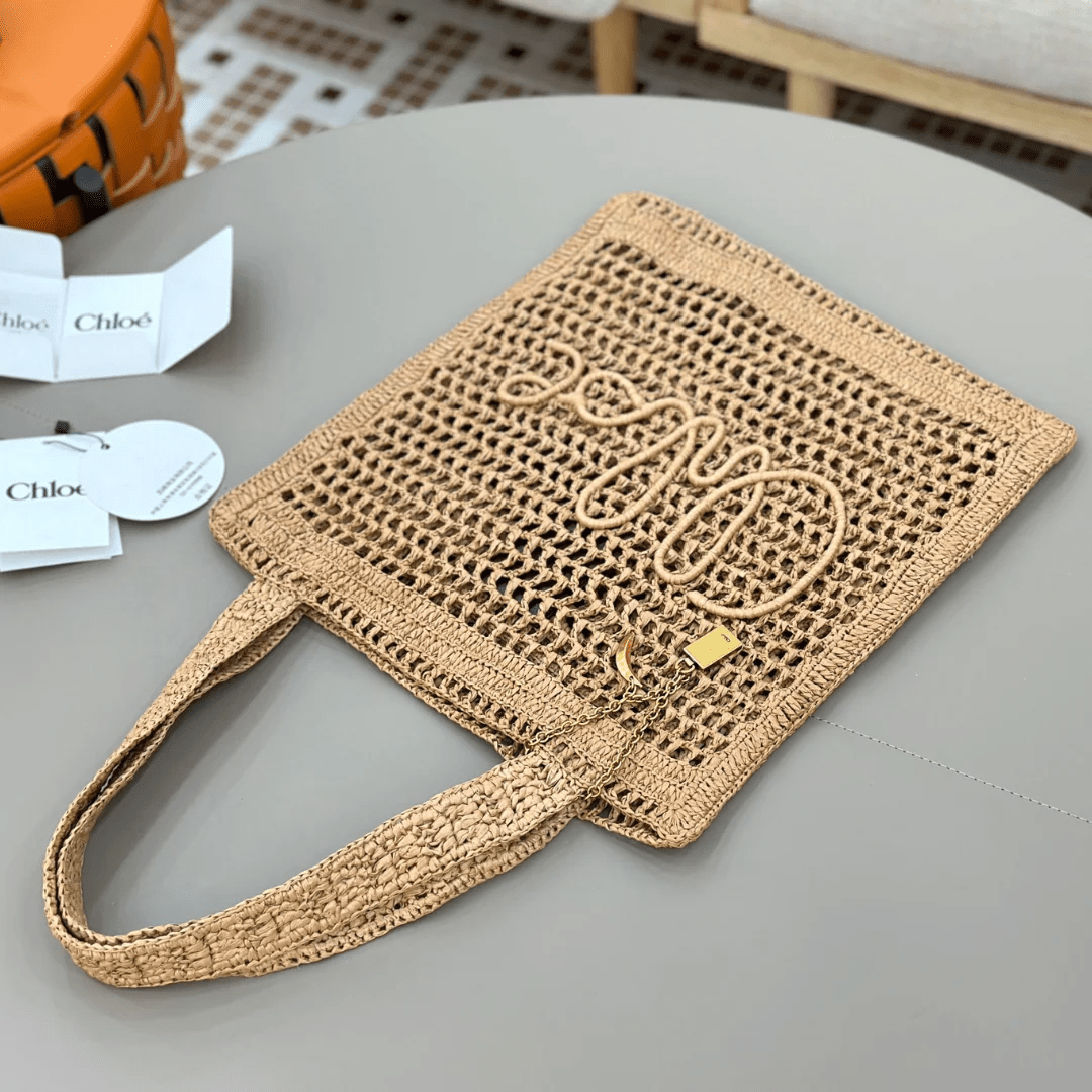 Chloé – Summer Banana Tasche aus Raffia