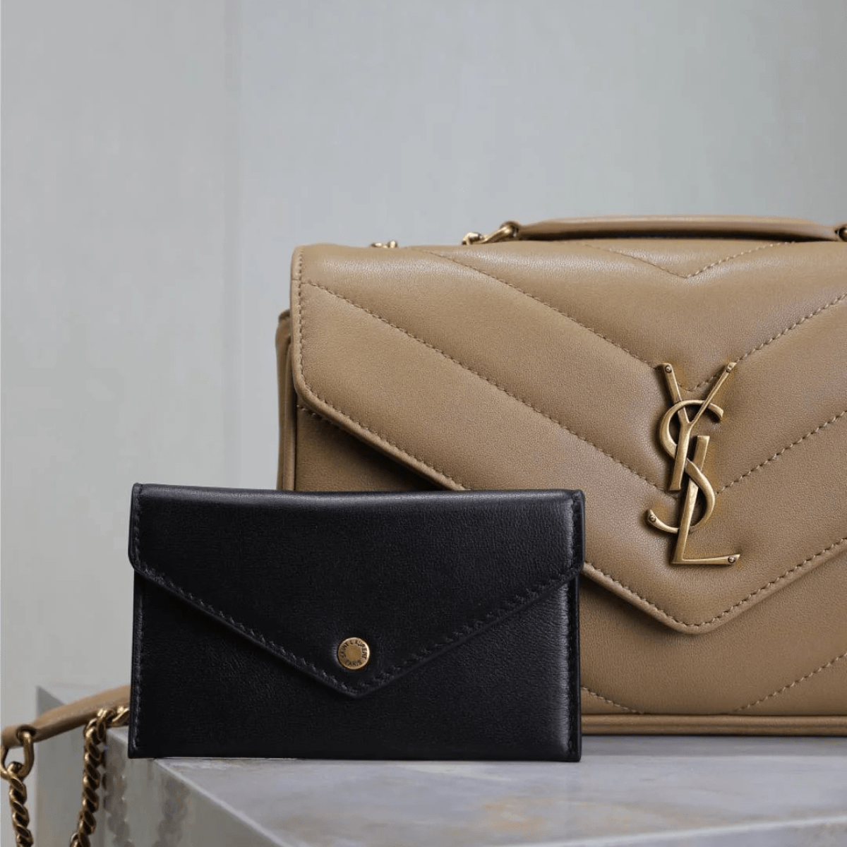 Saint Laurent – Loulou Small Matelassé Lammledertasche