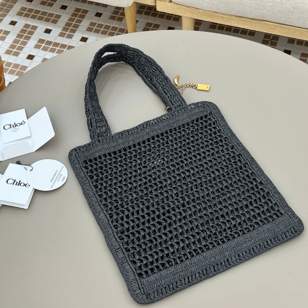 Chloé – Summer Banana Tasche aus Raffia